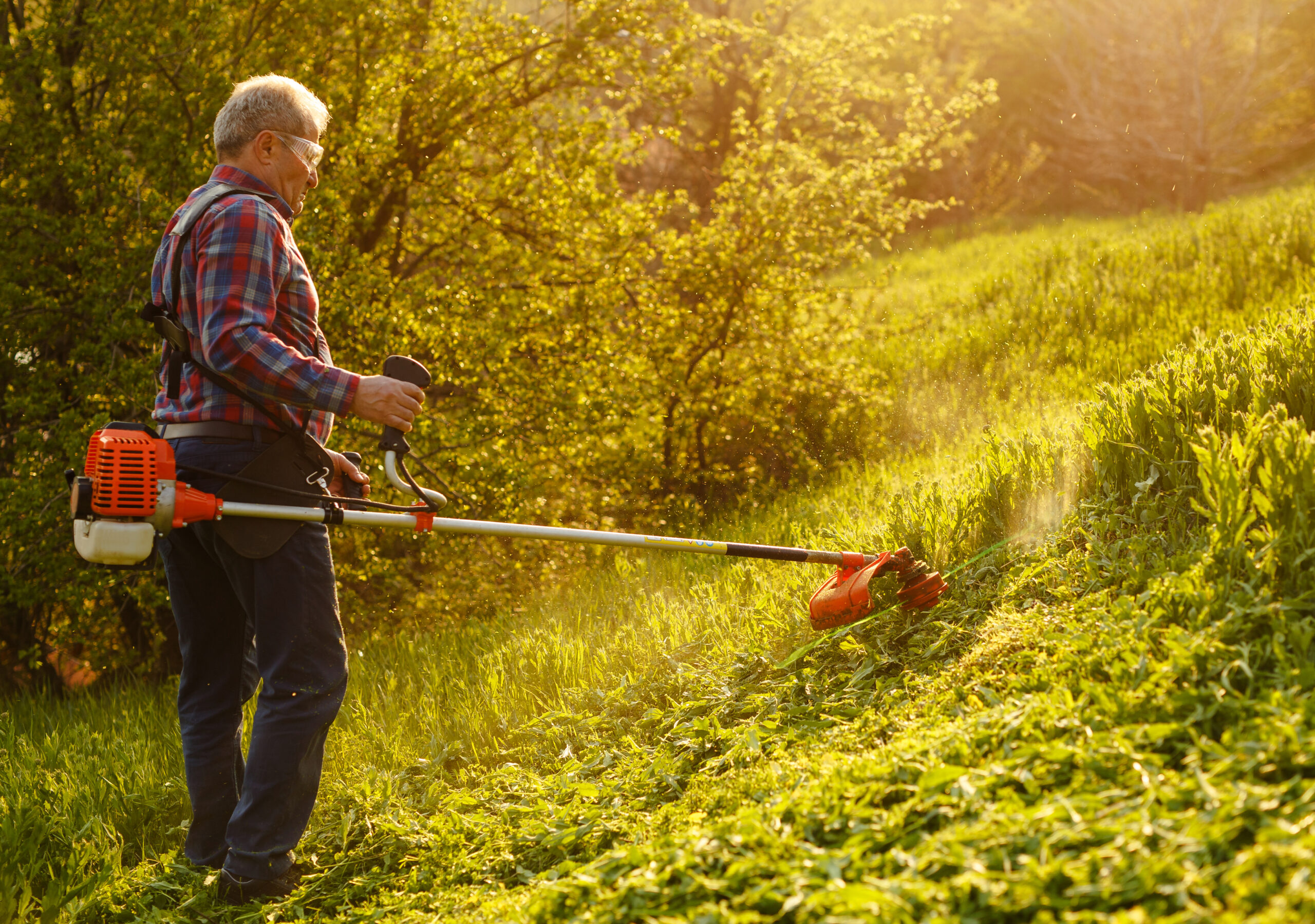 Qual-a-Melhor-Rocadeira-da-Stihl-em-2025